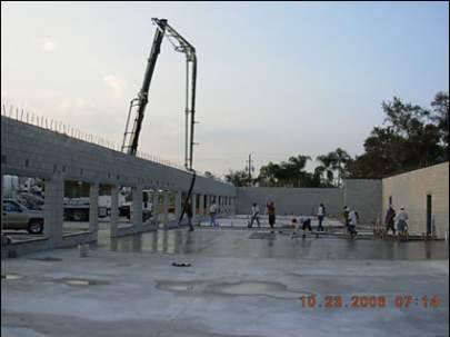 Chesnutt Commercial Plaza under construction